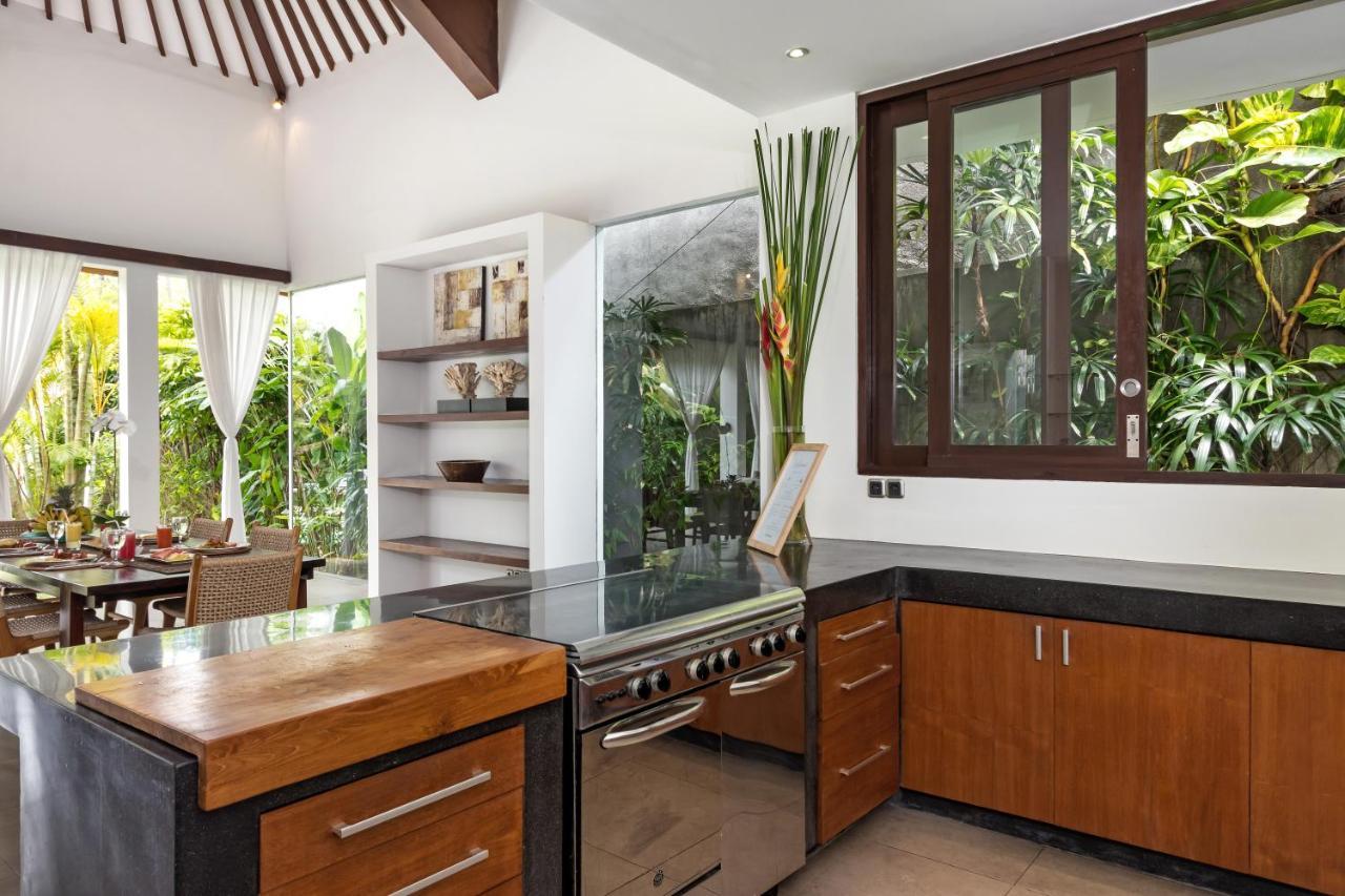 Villa Alice By Villa Finder Seminyak Exterior foto